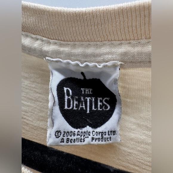 Vintage 2005 The Beatles Sgt Peppers Lonely Hearts Club Band Large T-Shirt *Read - Picture 4 of 9